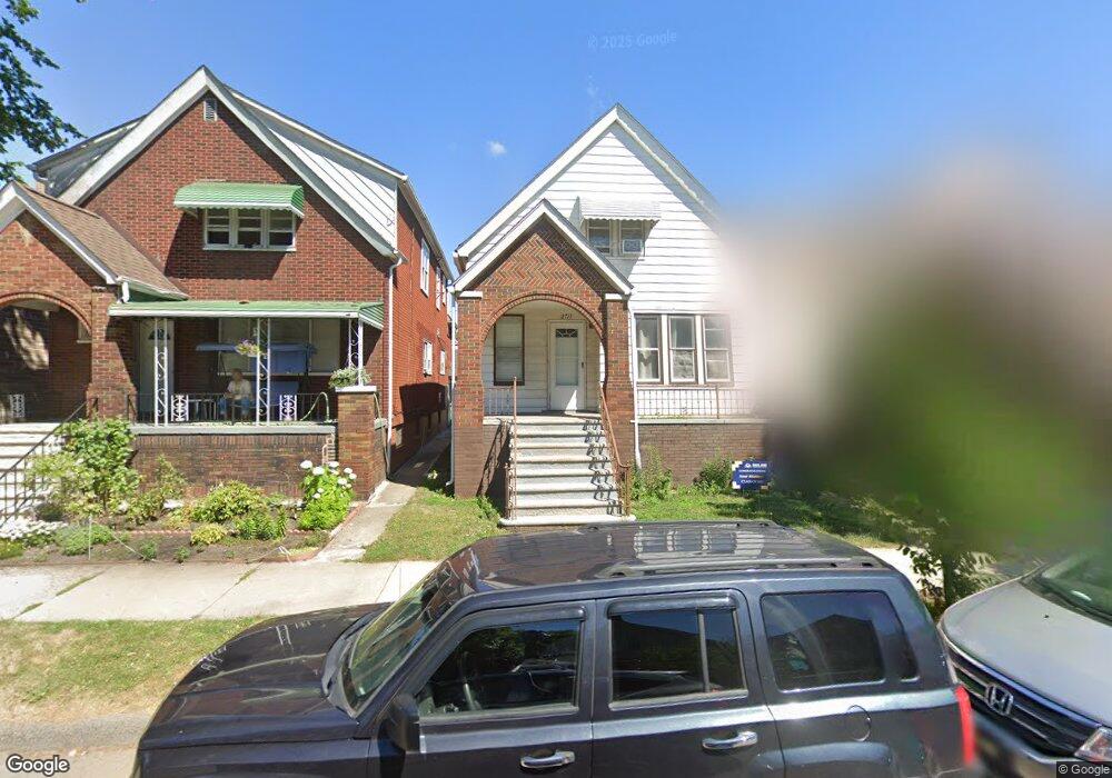 2711 Yemans St, HamtraMcK, MI 48212 - photo 1