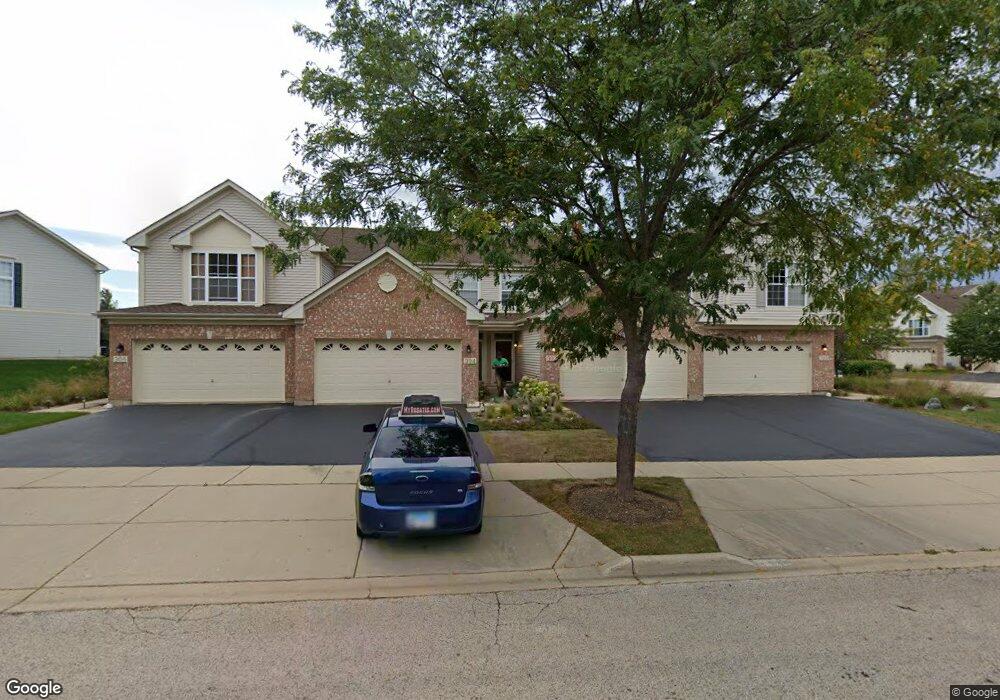 304 Emerald Ln unit 142C, Algonquin, IL 60102 - photo 1