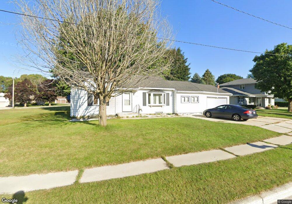 2260 Menchl Dr, Manitowoc, WI 54220 - photo 1