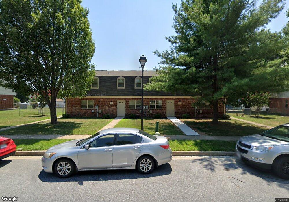 754 W Kingsway Rd, Middle River, MD 21220 - photo 1