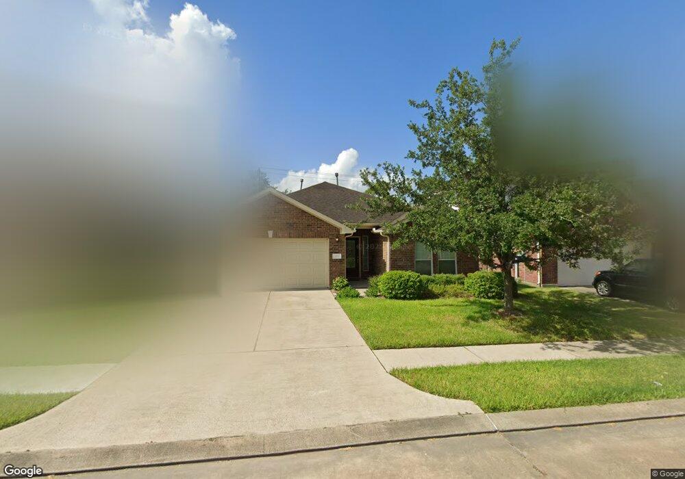 213 Midtown Park Dr, Alvin, TX 77511 - photo 1