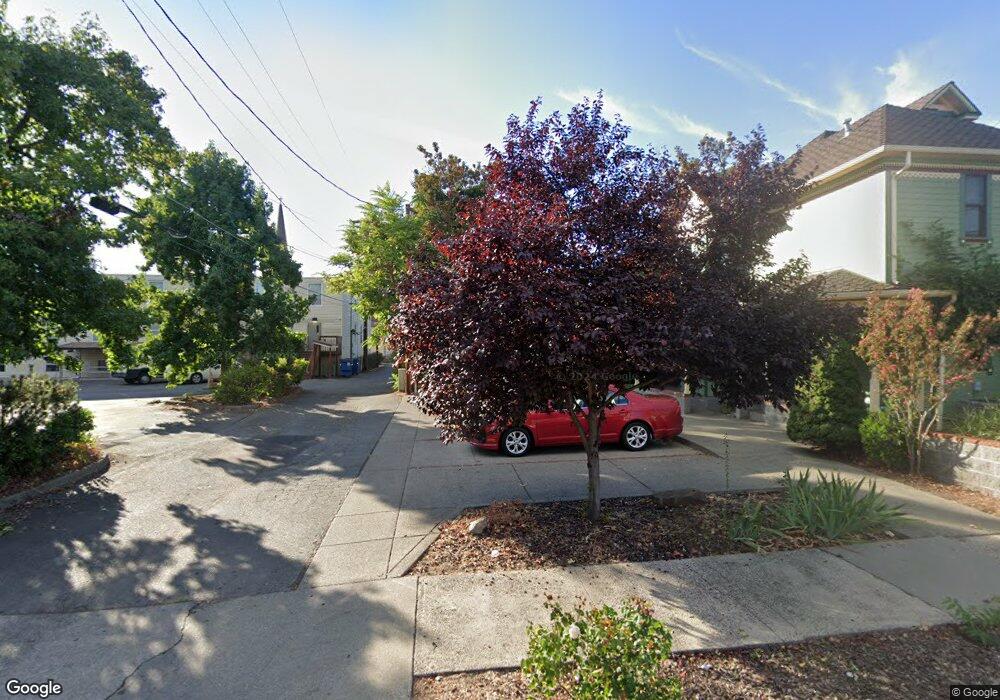 119 NE A St, Grants Pass, OR 97526 - photo 1