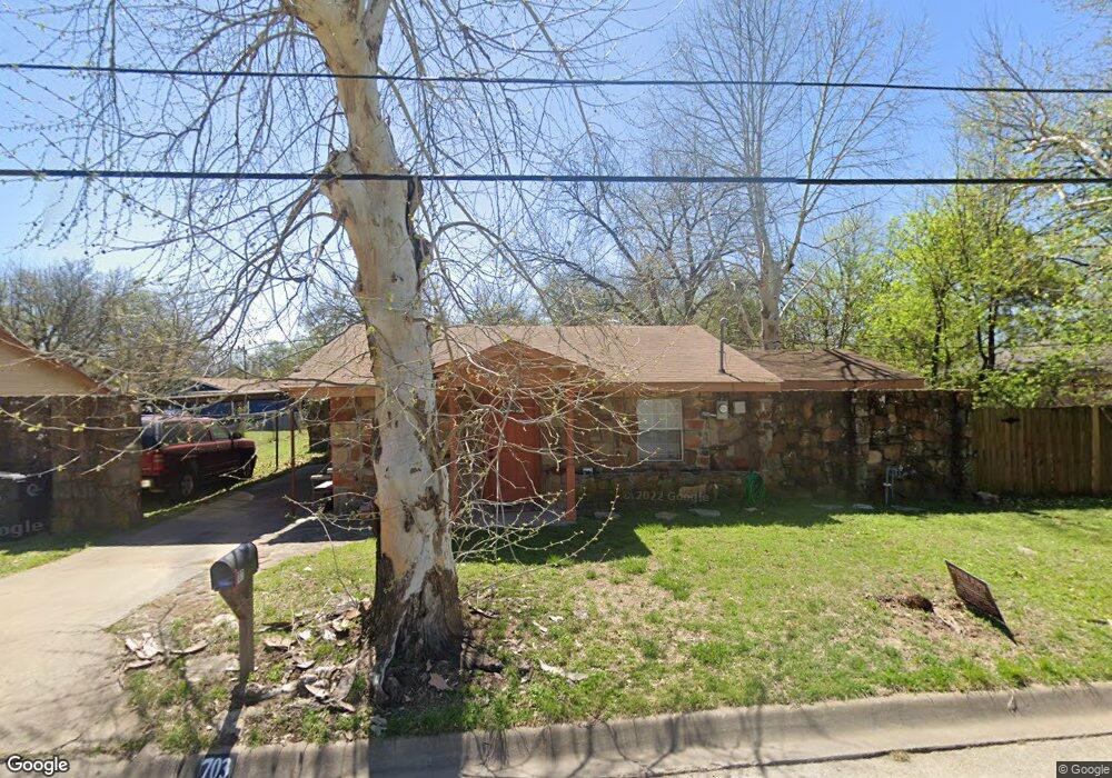 703 W Lone Star Ave, Cleburne, TX 76033 - photo 1