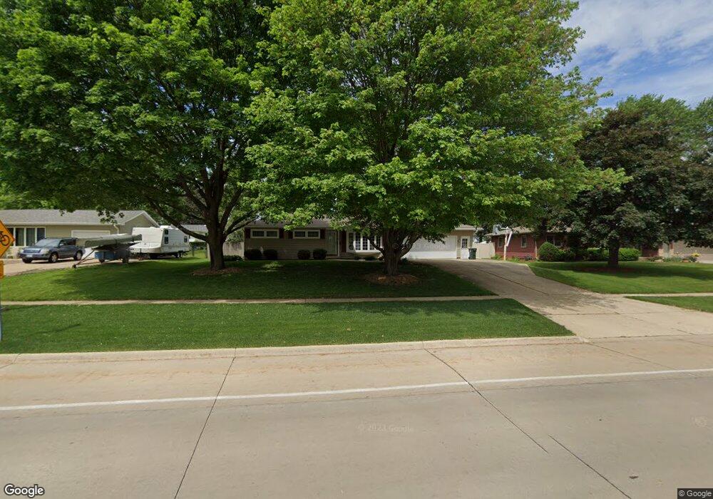 4103 Rownd St, Cedar Falls, IA 50613 - photo 1
