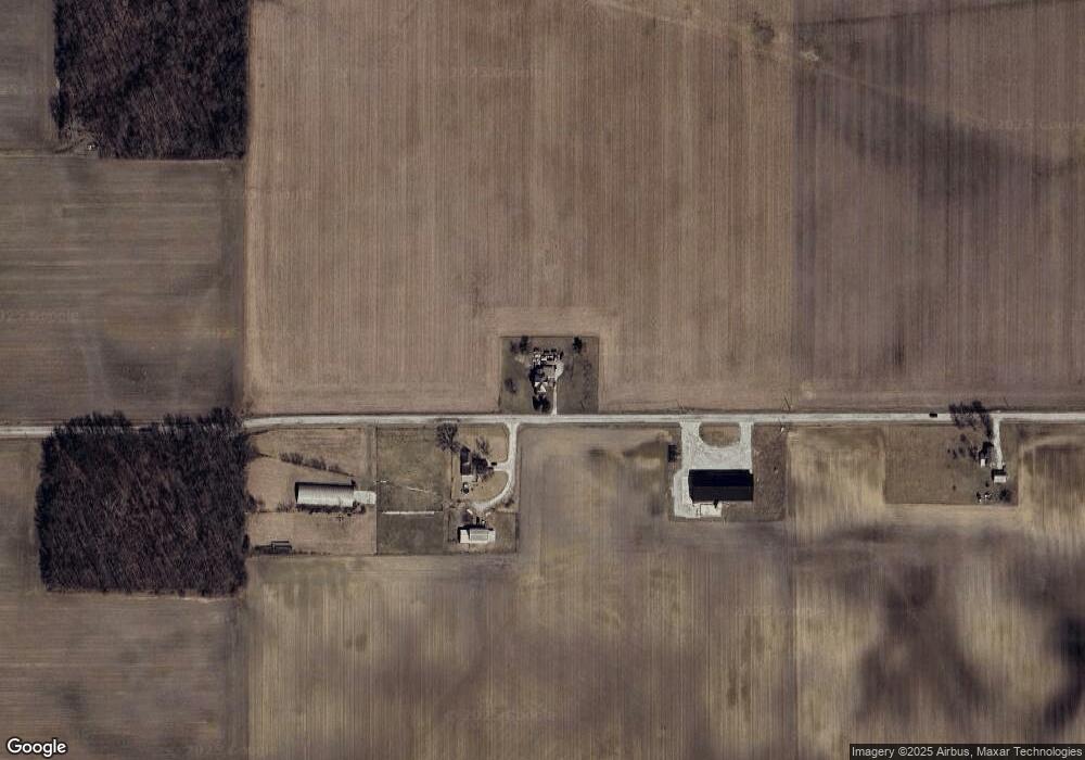 160 E 300 S, Huntington, IN 46750 - photo 1