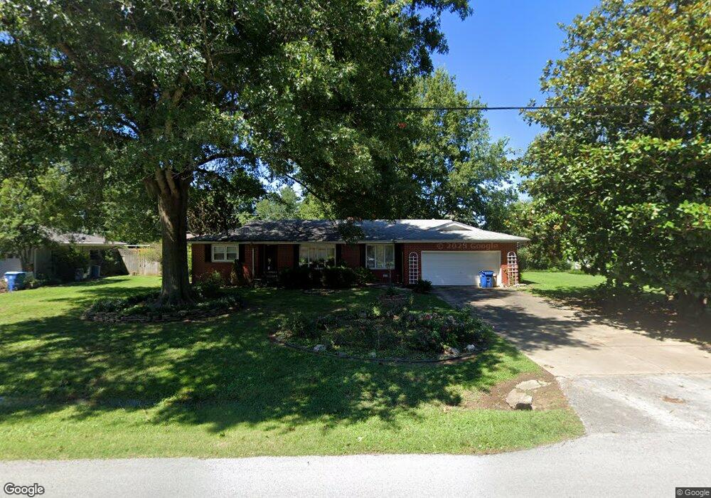 205 W Bennett St, Nixa, MO 65714 - photo 1