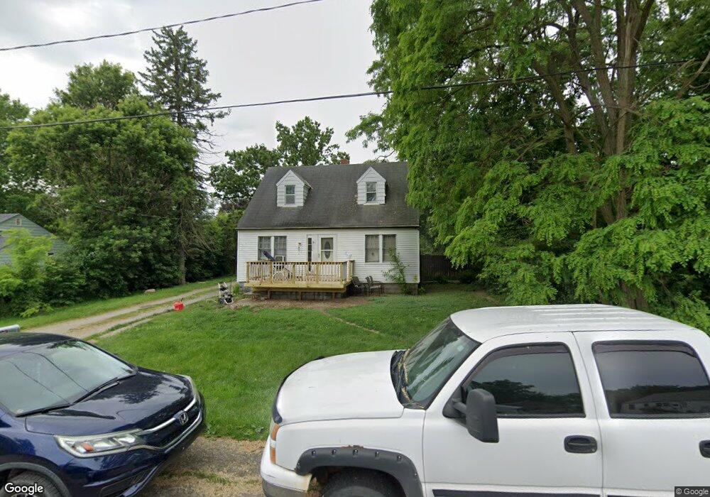 1098 Charles Ave, Flint, MI 48505 - photo 1