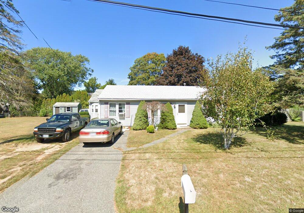 40 Ridgeway Dr, Warren, RI 02885 - photo 1