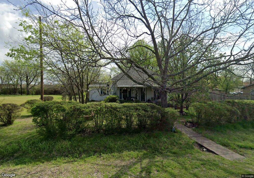 1228 Franklin Ave, Bonham, TX 75418 - photo 1