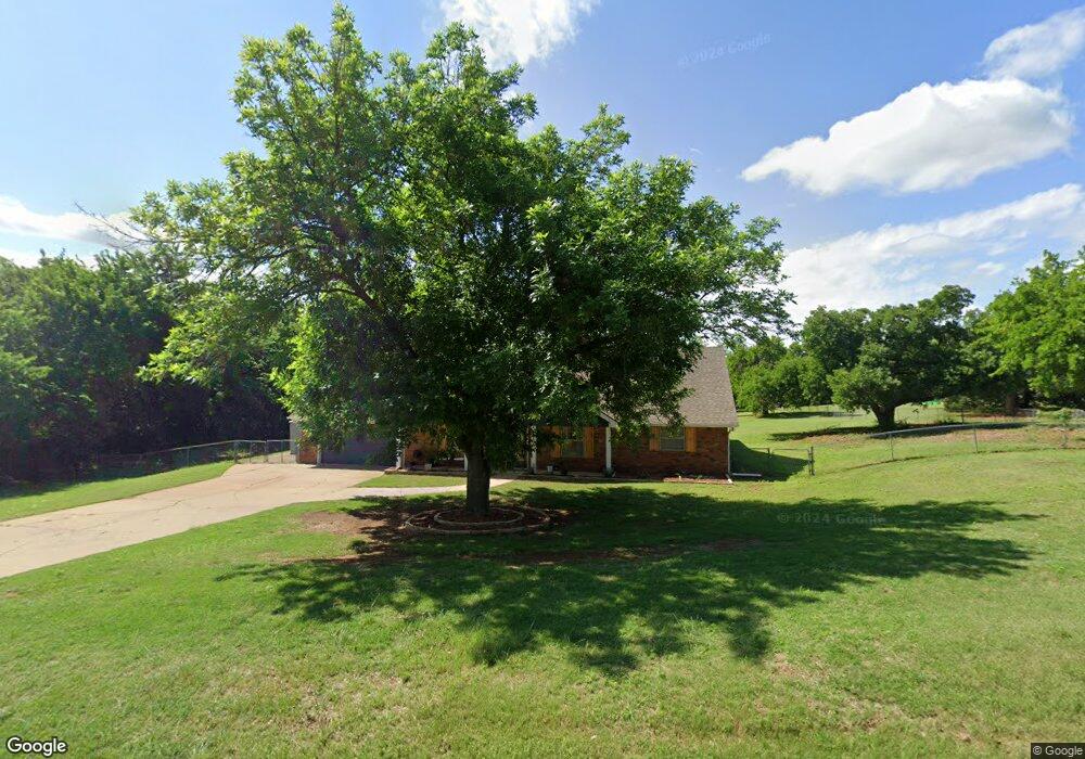 2204 Rambling Rd, Edmond, OK 73025 - photo 1