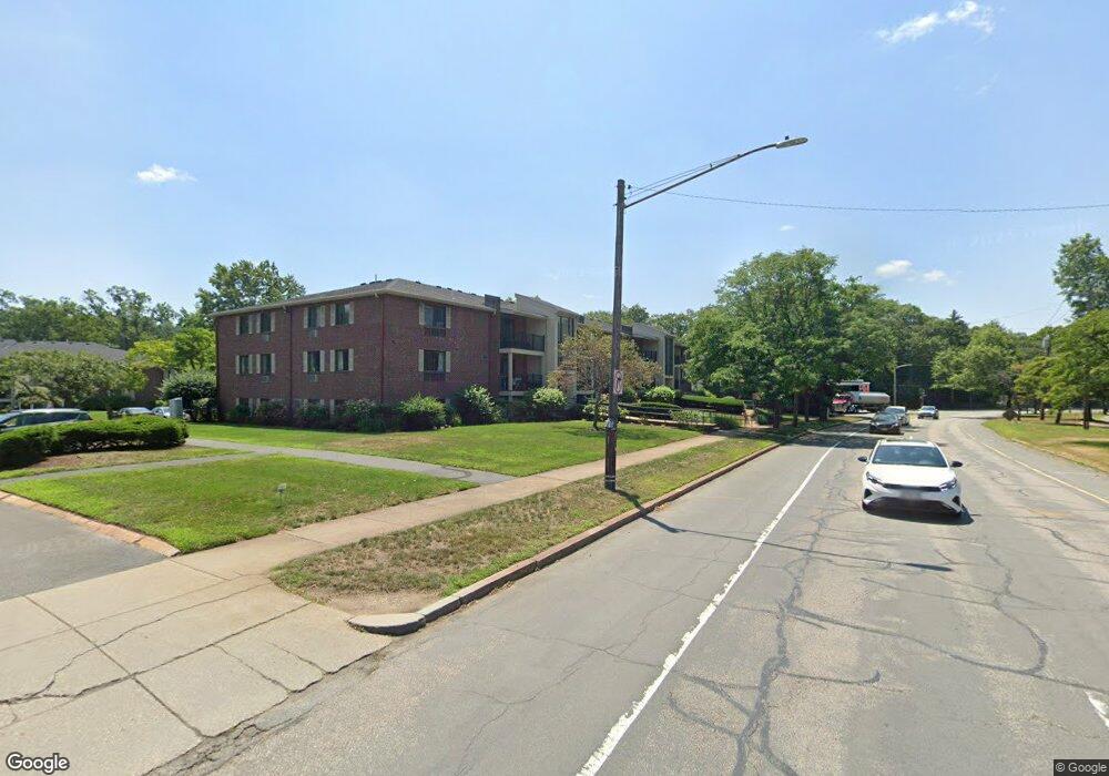 2360 Commonwealth Ave unit 1-3, Auburndale, MA 02466 - photo 1