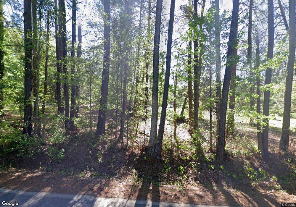 229 Barnesville Ave, Barnesville, GA 30204 - photo 1