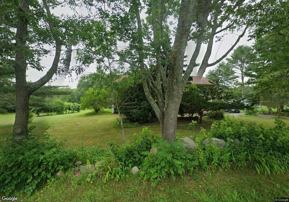 657 Russells Mills Rd, South Dartmouth, MA 02748 - photo 1