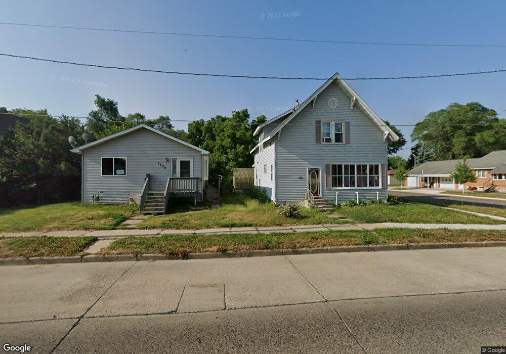 1011 1st Ave SW, Austin, MN 55912 - photo 1