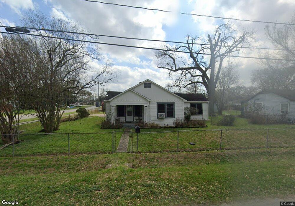 70 De Boll St, Houston, TX 77022 - photo 1