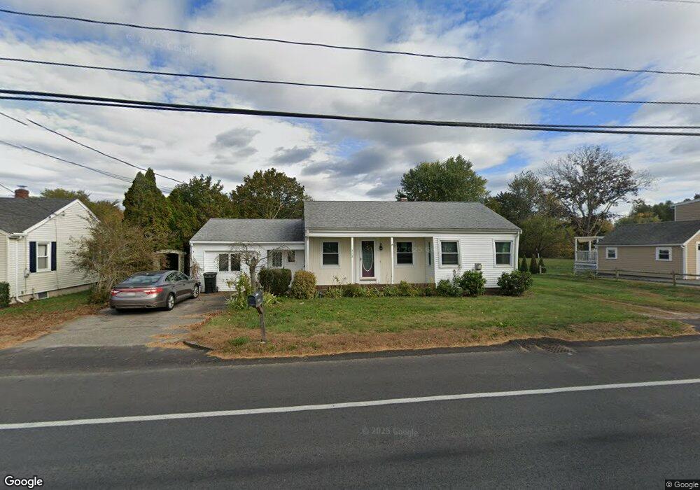 312 Market St, Swansea, MA 02777 - photo 1