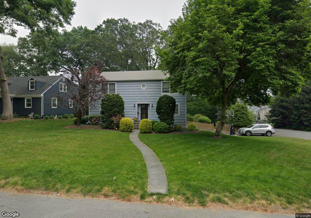 102 Larkspur Rd, Fairfield, CT 06824 - photo 1