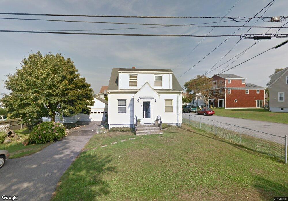 216 Reservoir Rd unit 2, Middletown, RI 02842 - photo 1