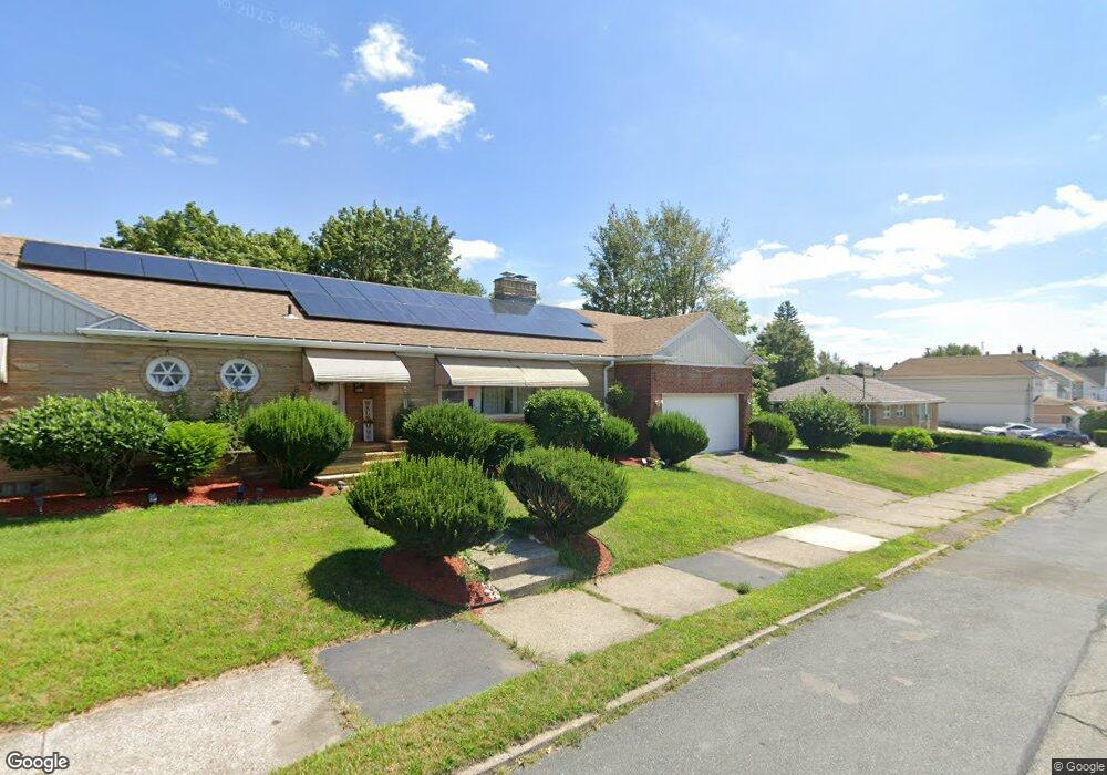 935 Peace St, Hazleton, PA 18201 - photo 1