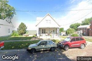621 4th St, Glasgow, MO 65254