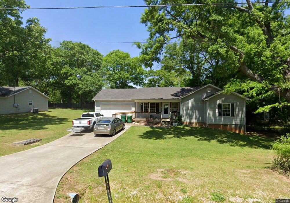 266 7th Ave, Winder, GA 30680 - photo 1