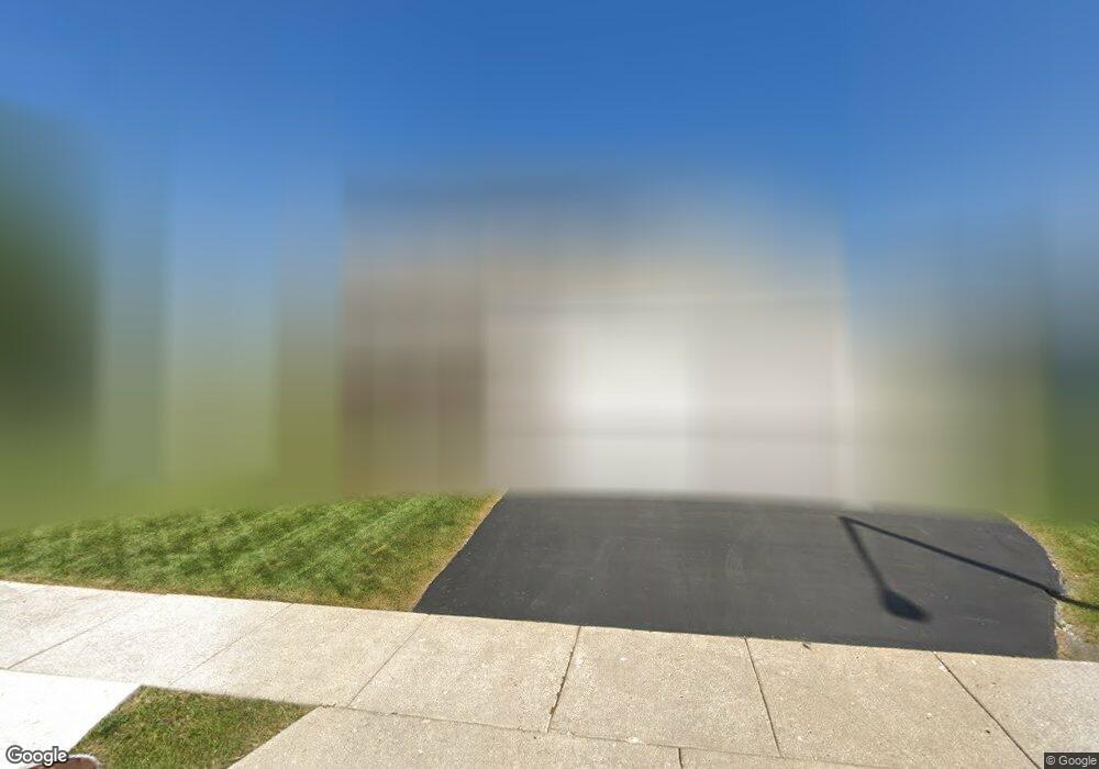 2900 W Clearview Ave, Waukegan, IL 60085 - photo 1