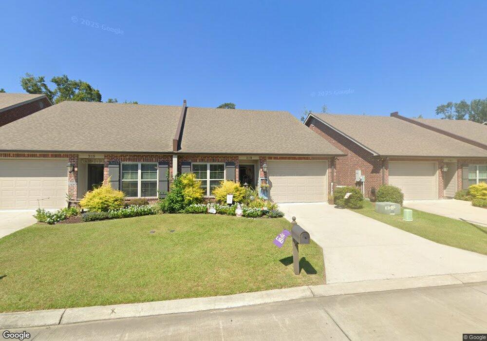 319 Derusso St, Houma, LA 70364 - photo 1