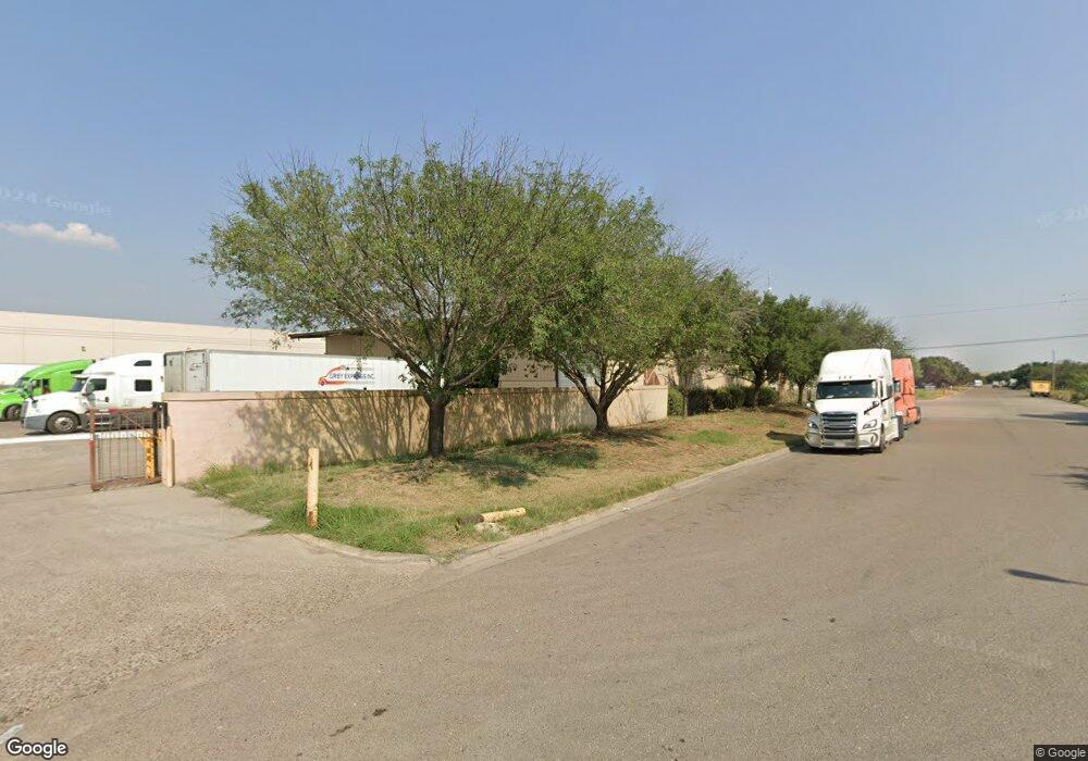 8402 Amparan Rd, Laredo, TX 78045 - photo 1