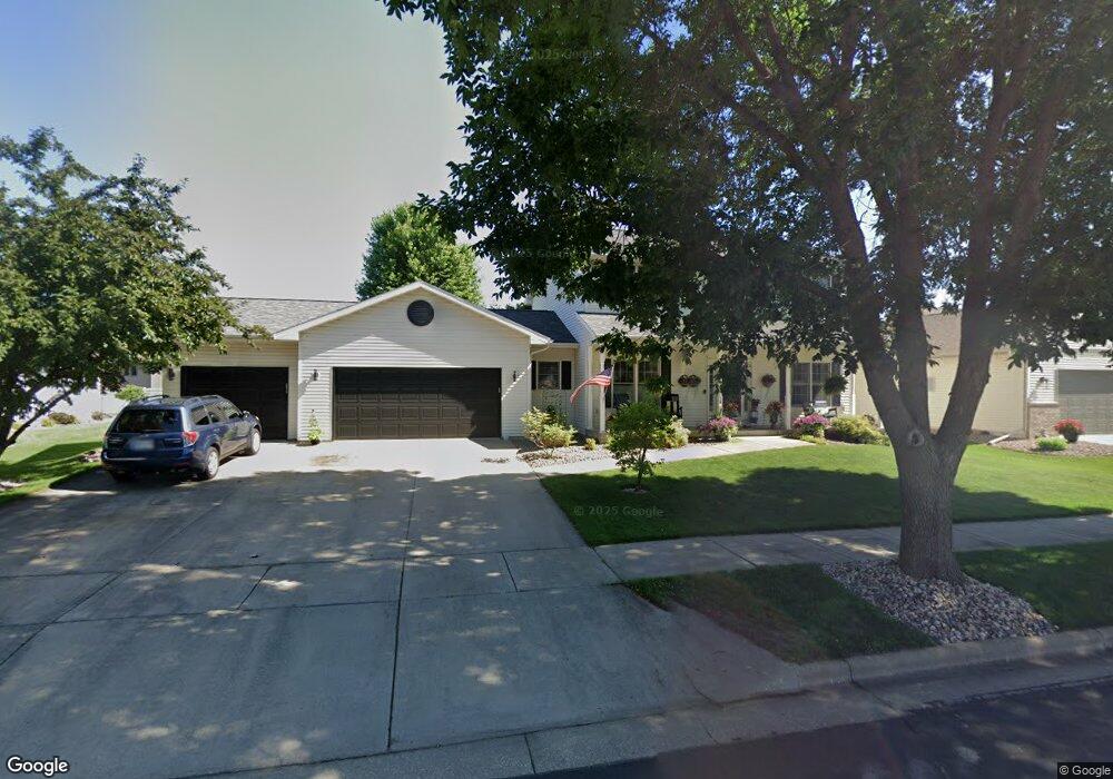 1013 Saddlewood St, Holmen, WI 54636 - photo 1