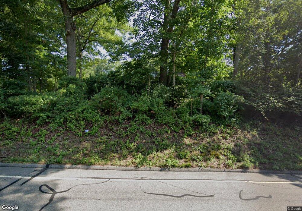 591 Route 80, Guilford, CT 06437 - photo 1