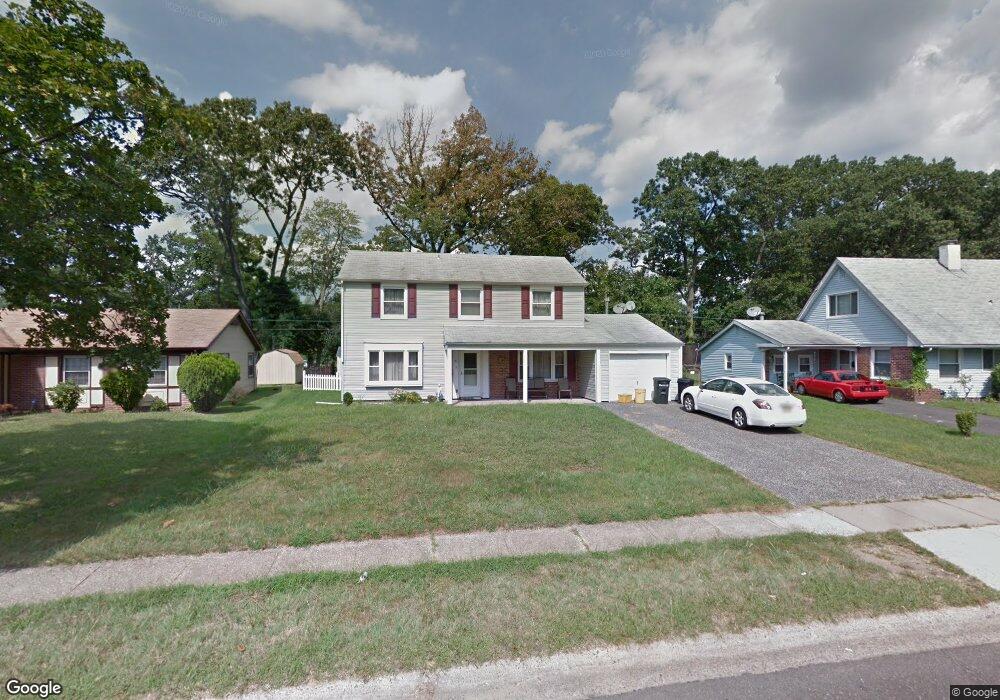 21 Bloomfield Ln, Willingboro, NJ 08046 - photo 1