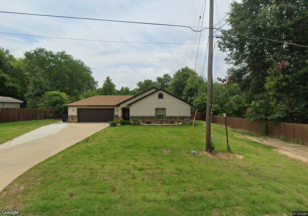 906 Doyle St, Longview, TX 75601 - photo 1