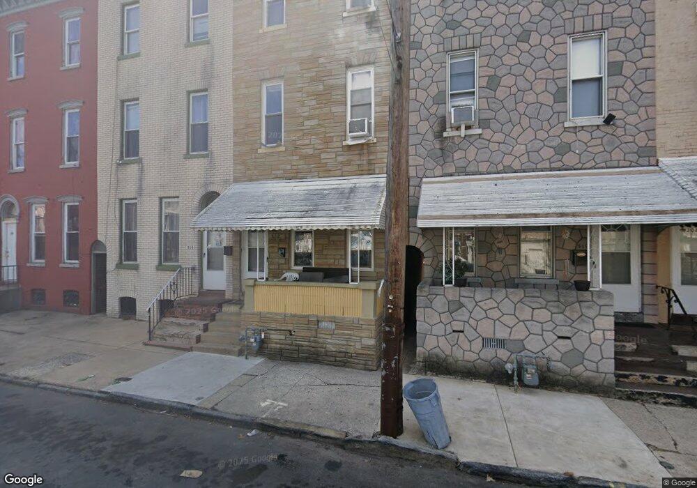 310 Pine St, Reading, PA 19602 - photo 1