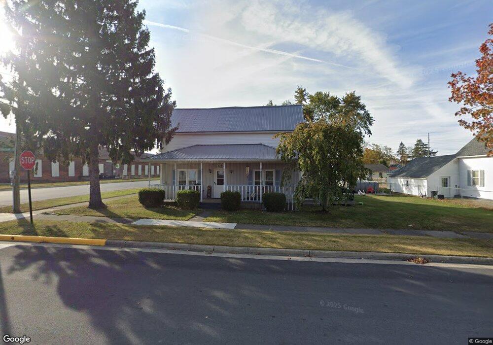 823 Armstrong St, Saint Marys, OH 45885 - photo 1