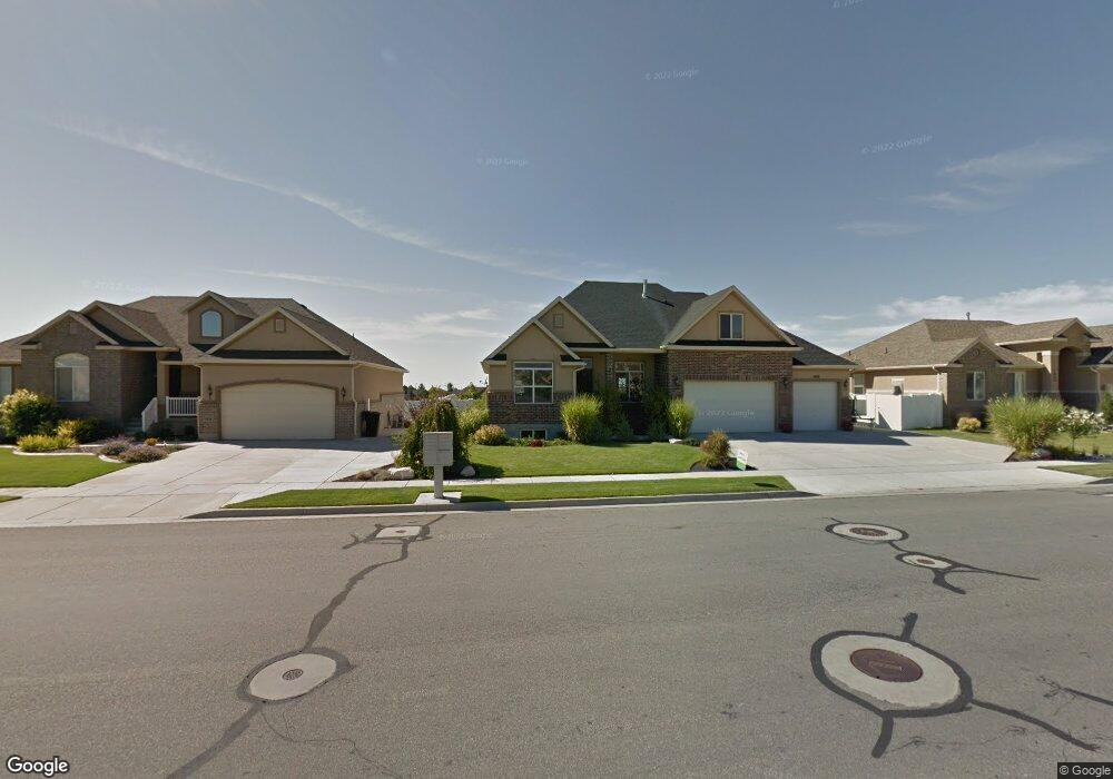 1898 Bluff Ridge Dr, Syracuse, UT 84075 - photo 1