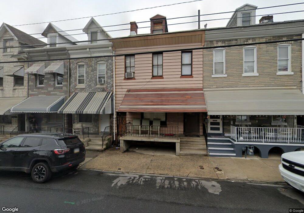 1122 N 10th St, Reading, PA 19604 - photo 1