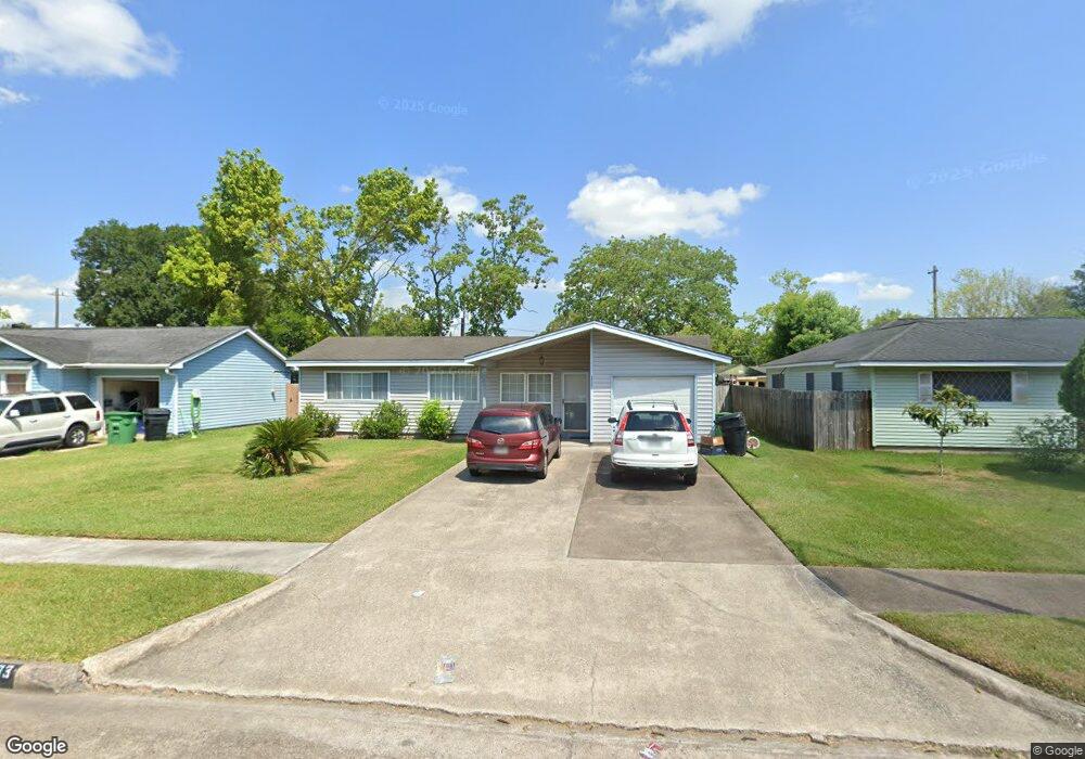 10303 Carthage Dr, Houston, TX 77089 - photo 1