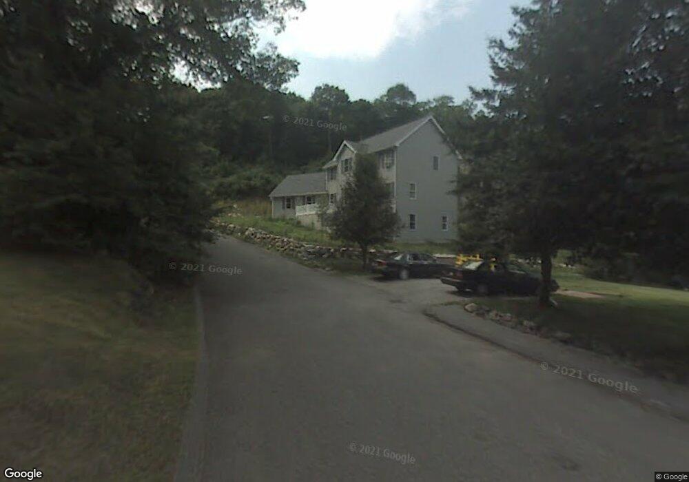 10 Loves Ln unit 1, Woburn, MA 01801 - photo 1