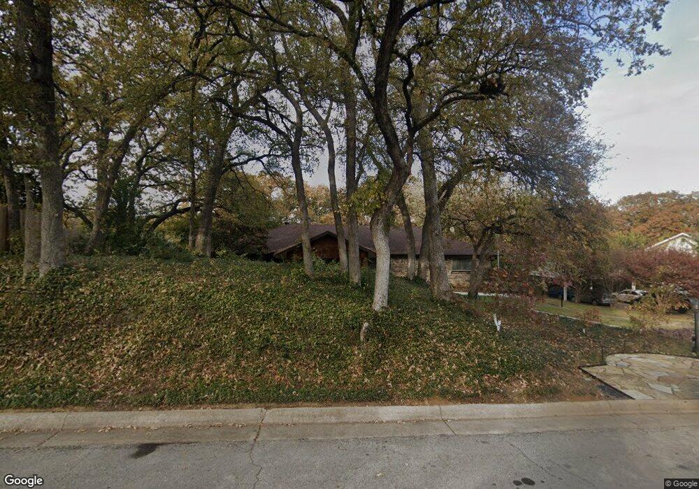 4108 Hollow Oak Dr, Euless, TX 76040 - photo 1