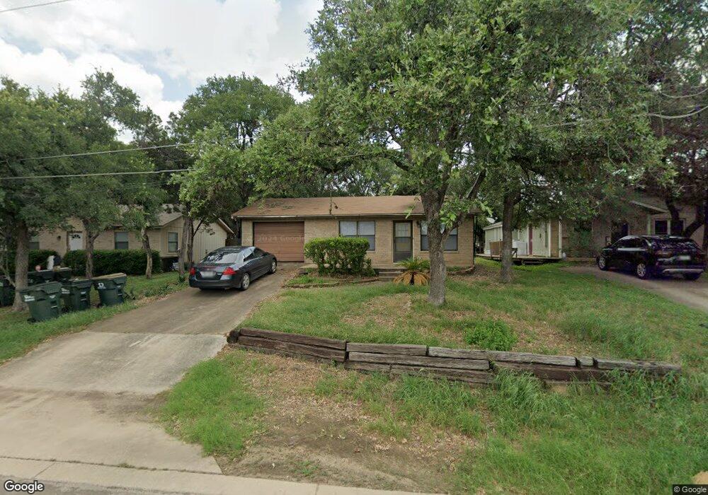 904 Dartmouth St, San Marcos, TX 78666 - photo 1
