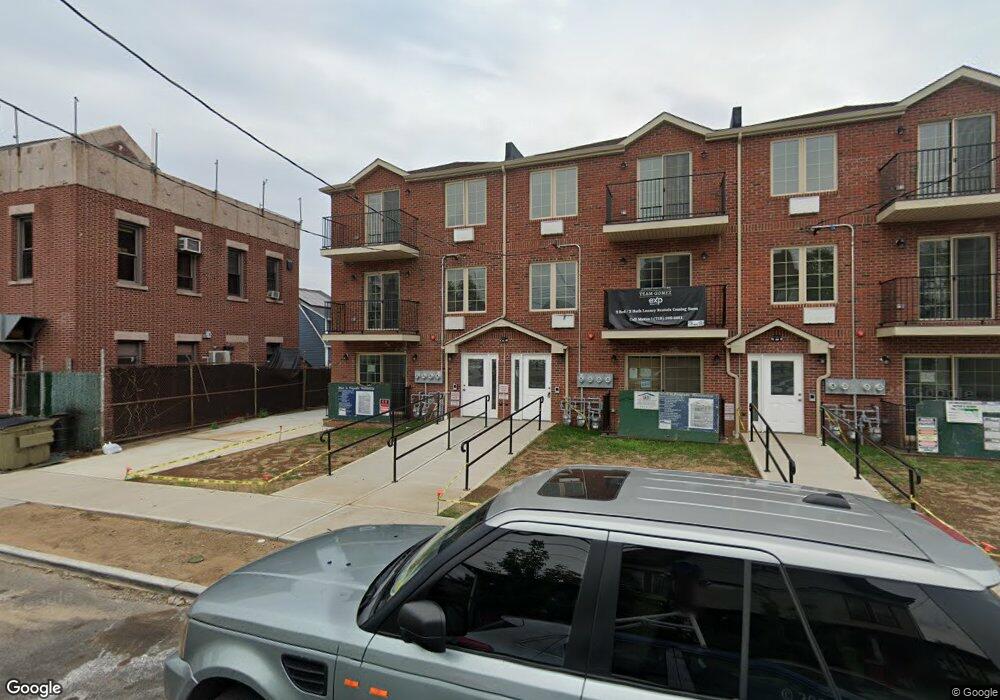 19628 91st Ave unit 2nd Fl, Hollis, NY 11423 - photo 1