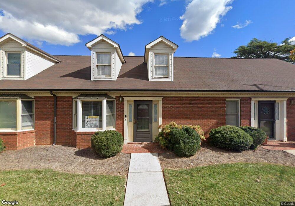 132 N Oakwood Dr unit 132, Statesville, NC 28677 - photo 1