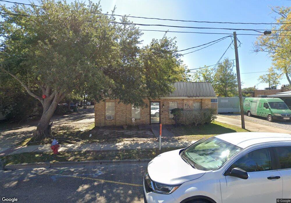 215 E Kirkland St, Covington, LA 70433 - photo 1