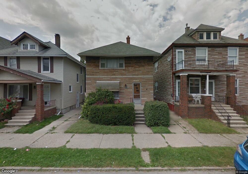 9357 Charest St, HamtraMcK, MI 48212 - photo 1