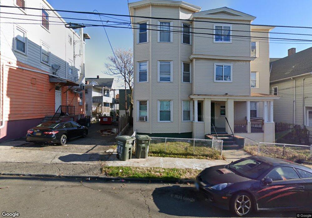 488 Center St unit 490, Bridgeport, CT 06604 - photo 1