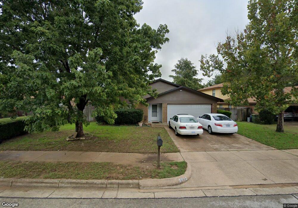 2932 Woodbridge Dr, Bedford, TX 76021 - photo 1