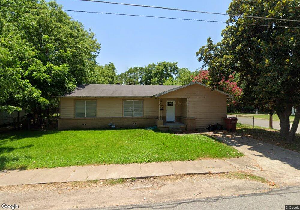 421 W 8th St, Bonham, TX 75418 - photo 1