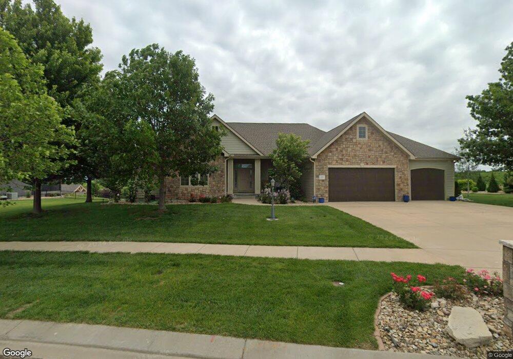 4414 SW Legacy Ln, Topeka, KS 66610 - photo 1