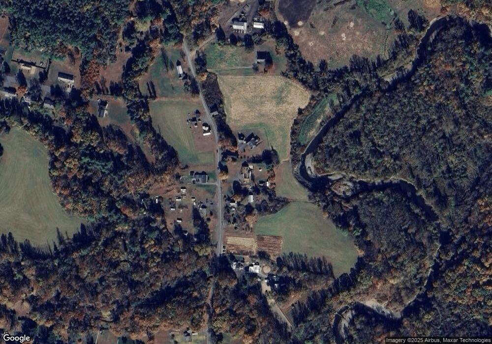 305 Plain Rd, Greenfield, MA 01301 - photo 1