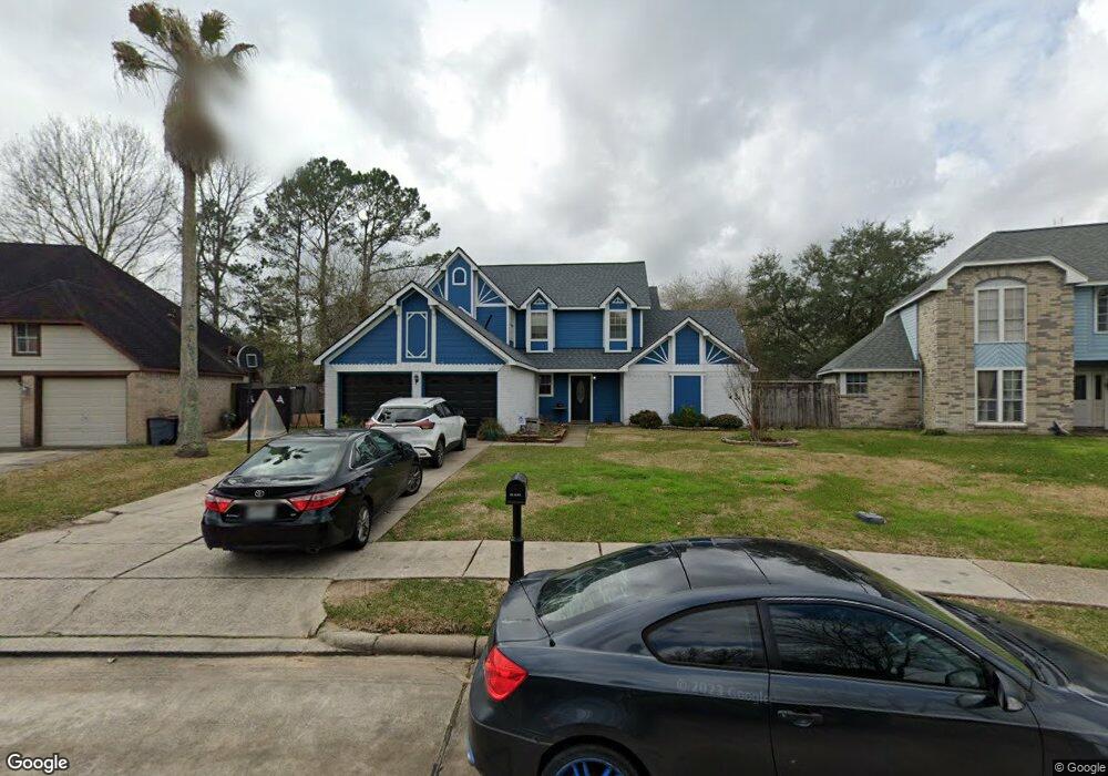 1501 Regency Ct, Friendswood, TX 77546 - photo 1